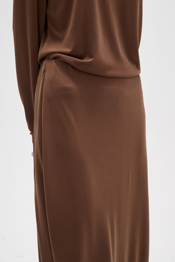 FALDA MACHE CHOCOLATE image number null