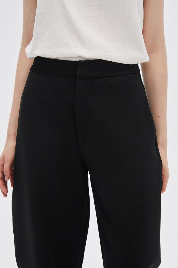 PANTALON FIENAS NEGRO image number null