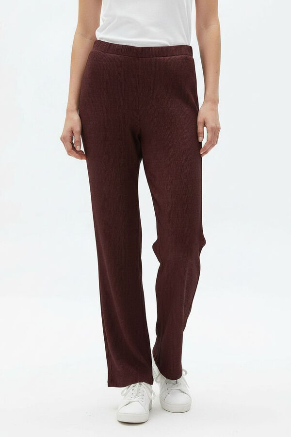PANTALON NIVO 70607 CEREZA OSCURO image number null