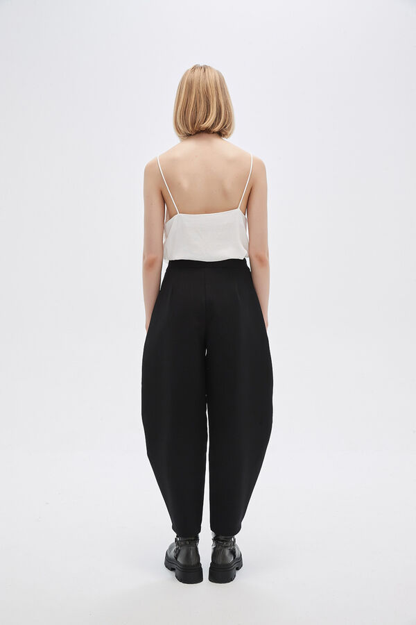 PANTALON FIENAS NEGRO image number null