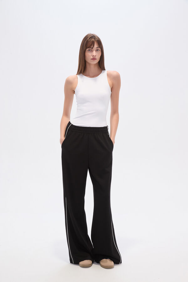 PANTALON DEPORTIVO BEDMAR NEGRO image number null