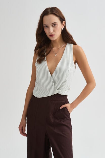 CHALECO QENOR 70809 MARFIL  / OFF WHITE image number null