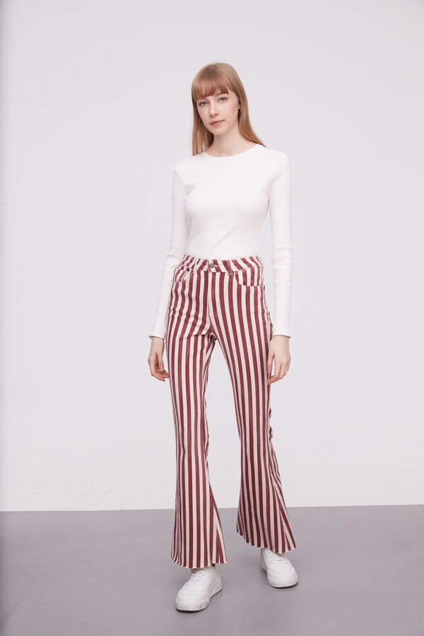 PANTALON PORTUZA GUSTO 1 image number null