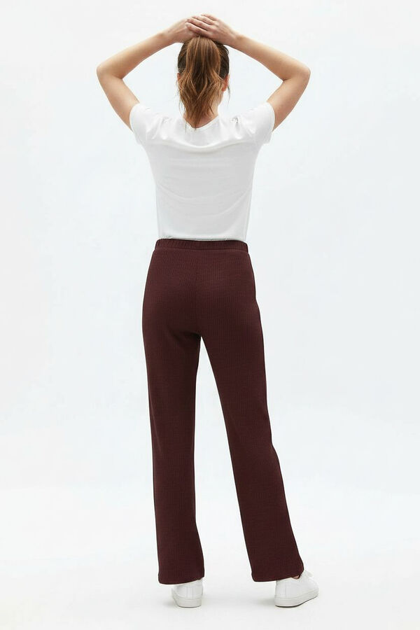 PANTALON NIVO 70607 CEREZA OSCURO image number null