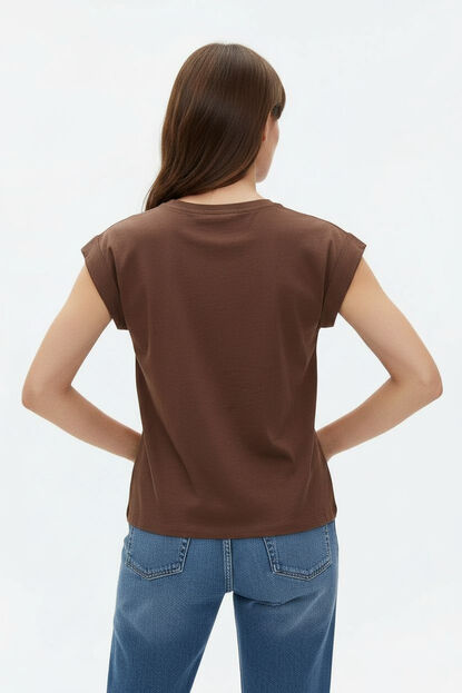 REMERA ALISMO 70607 CHOCOLATE image number null