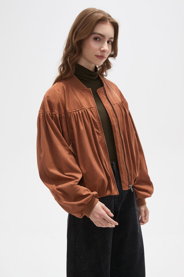 CHAQUETA ILYROS CARAMELO image number null