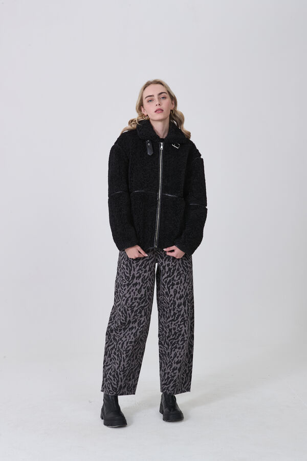 CAMPERA SARI NEGRO image number null