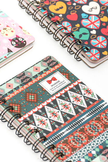 Cuaderno Roxi, Mix 4 COLOR UNICO image number null