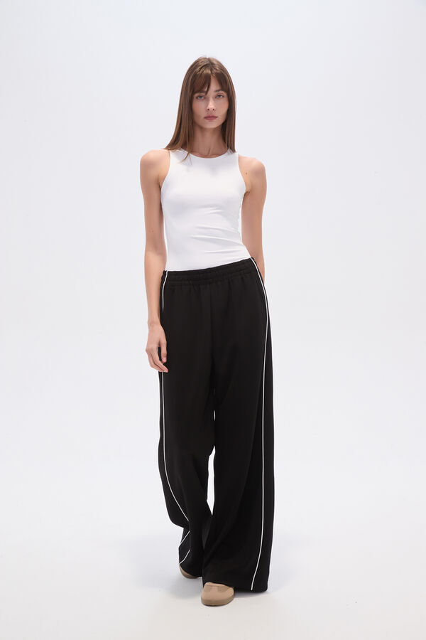 PANTALON DEPORTIVO BEDMAR NEGRO image number null