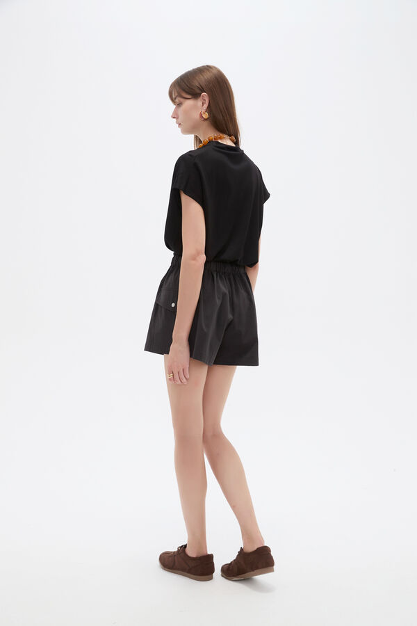 SHORT GOMAE 70809 NEGRO image number null