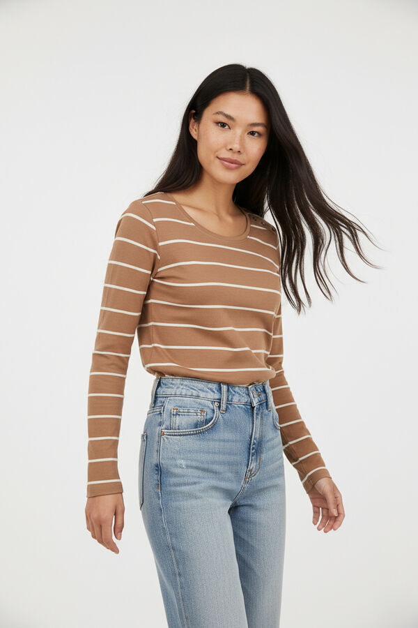 REMERA RASTI GUSTO 1 image number null