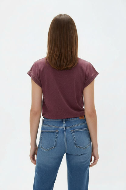 REMERA AKAROA 70607 GUSTO 3 image number null