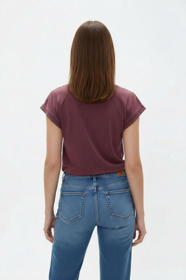 REMERA AKAROA 70607 GUSTO 3 image number null