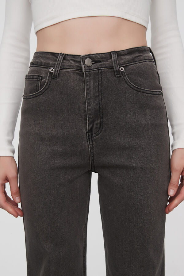 PANTALON BAY GRIS MEDIO image number null
