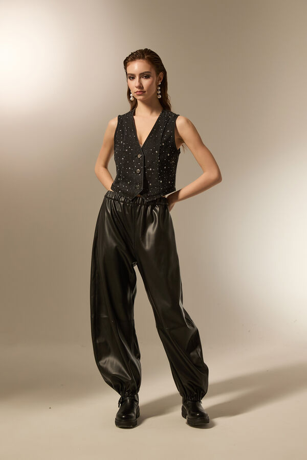 BABUCHA FYNROS NEGRO image number null