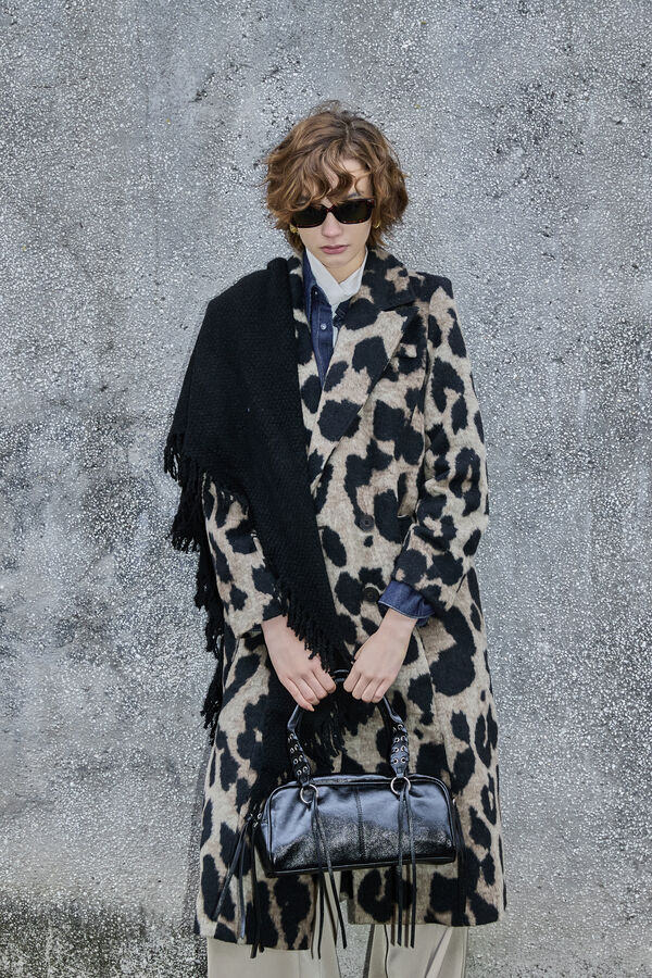 Poncho Vell&ograve;n NEGRO image number null