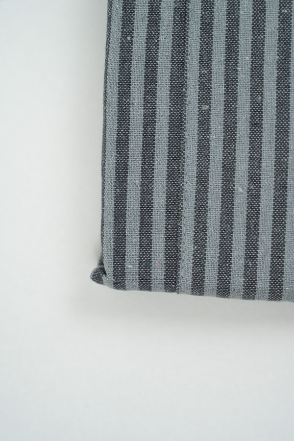 Delantal Mirra GRIS image number null