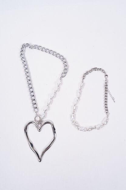 Collar Feeling PLATEADO image number null