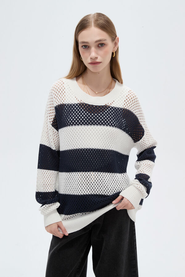 SWEATER BEACHU 70809 GUSTO 1 image number null
