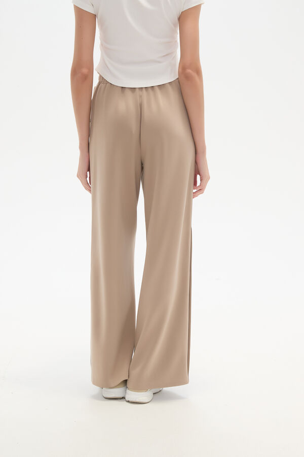 PANTALON DEPORTIVO CINCER TAUPE / MINK / VISON image number null