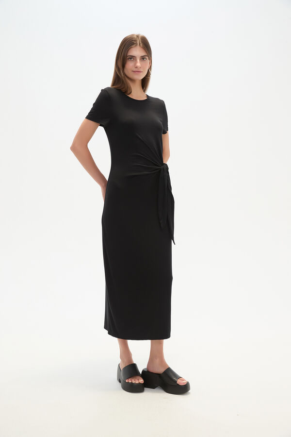 VESTIDO PASCUL NEGRO image number null