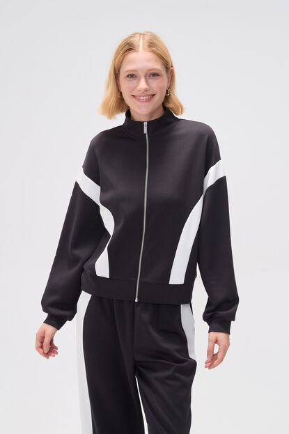 CAMPERA DEPORTIVA RAQUELLE 612 GUSTO 1 image number null