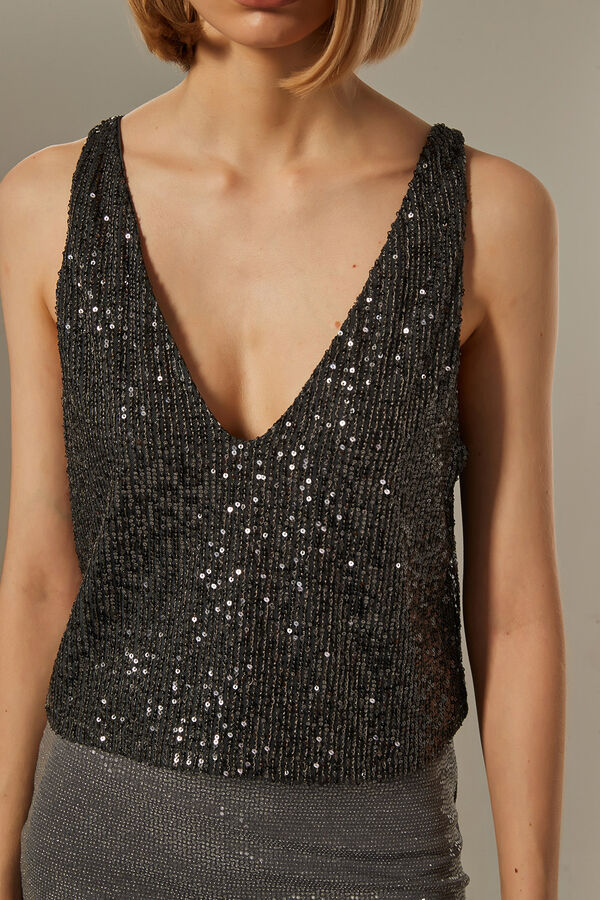 BLUSA EXPLORA GRIS OSCURO image number null