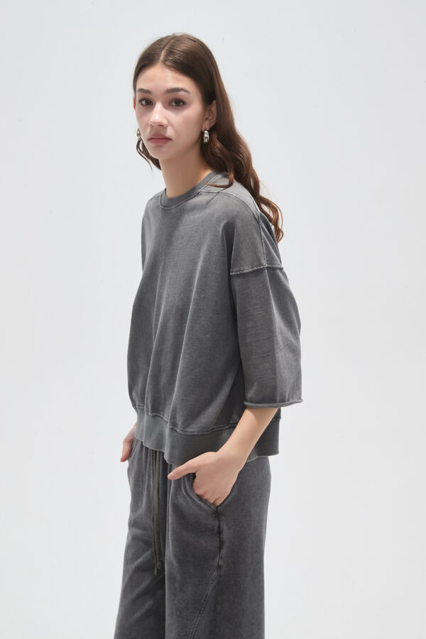 BUZO DIMBA GRIS OSCURO image number null