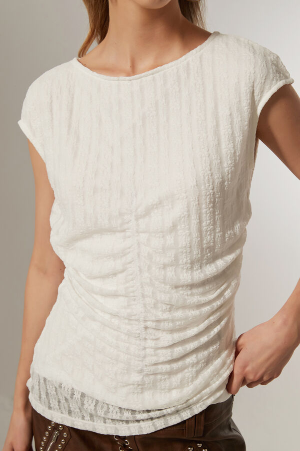 TOPS FARCA MARFIL  / OFF WHITE image number null