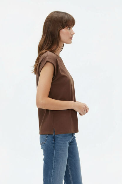 REMERA ALISMO 70607 CHOCOLATE image number null