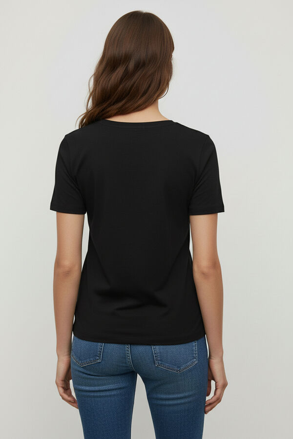 REMERA PRAKATA NEGRO image number null