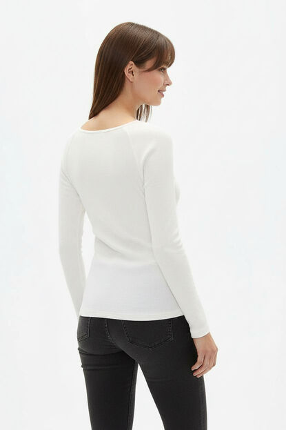 REMERA STENG MARFIL  / OFF WHITE image number null
