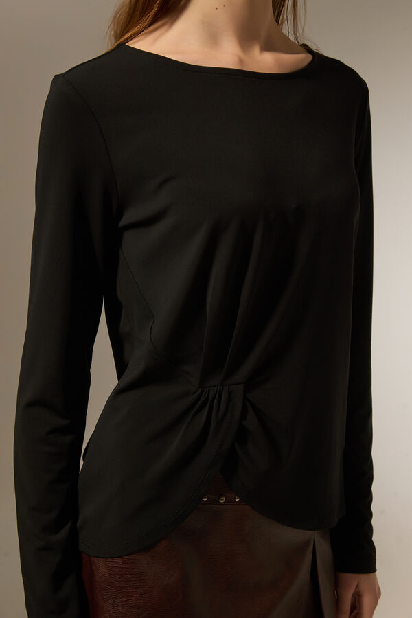 REMERA GADER NEGRO image number null