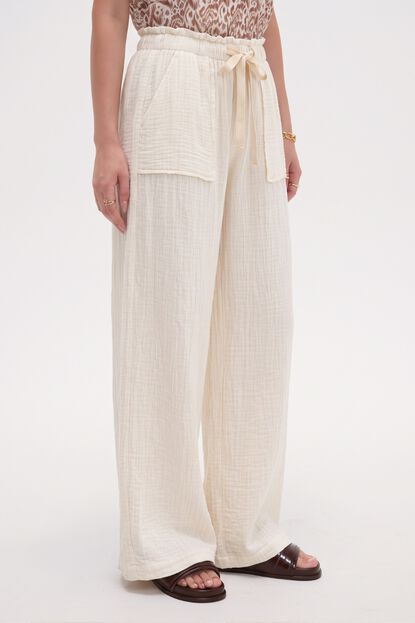 PANTALON RAVENEA 70809 MARFIL  / OFF WHITE image number null