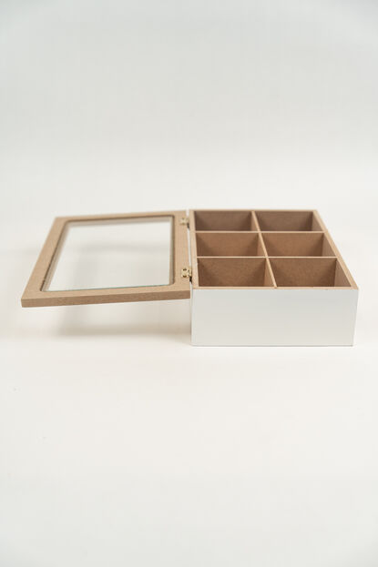 Caja para T&eacute; Aryel, 6 separaciones. BLANCO image number null
