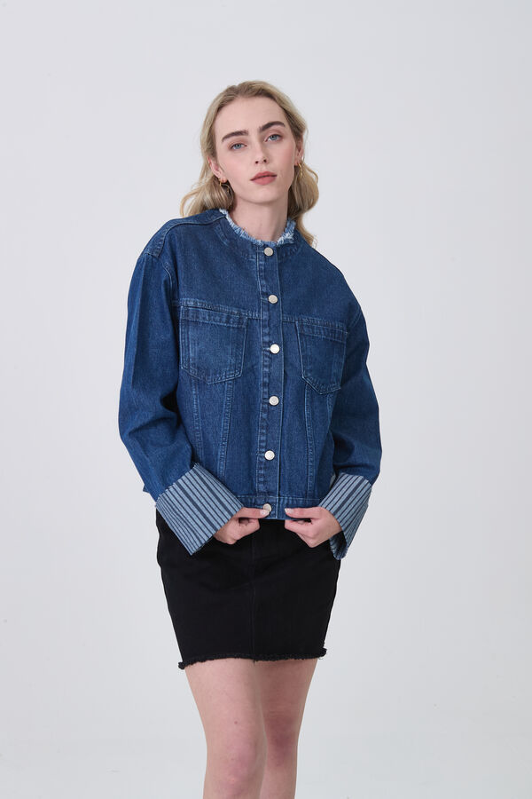 CAMPERA YANEL AZUL MEDIO image number null