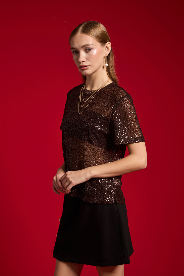 REMERA KAREO 70809 CHOCOLATE image number null
