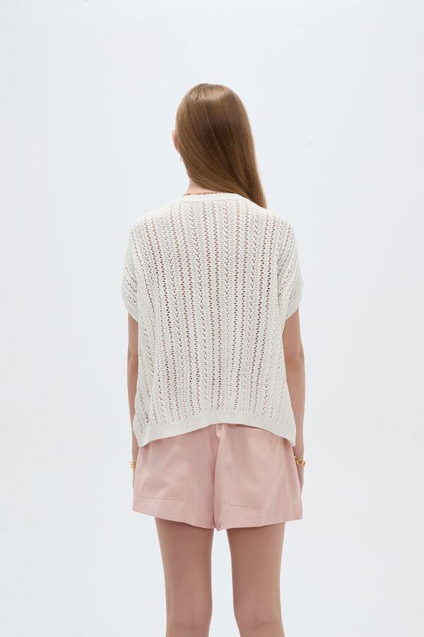 REMERA CORVIN 70607 MARFIL  / OFF WHITE image number null