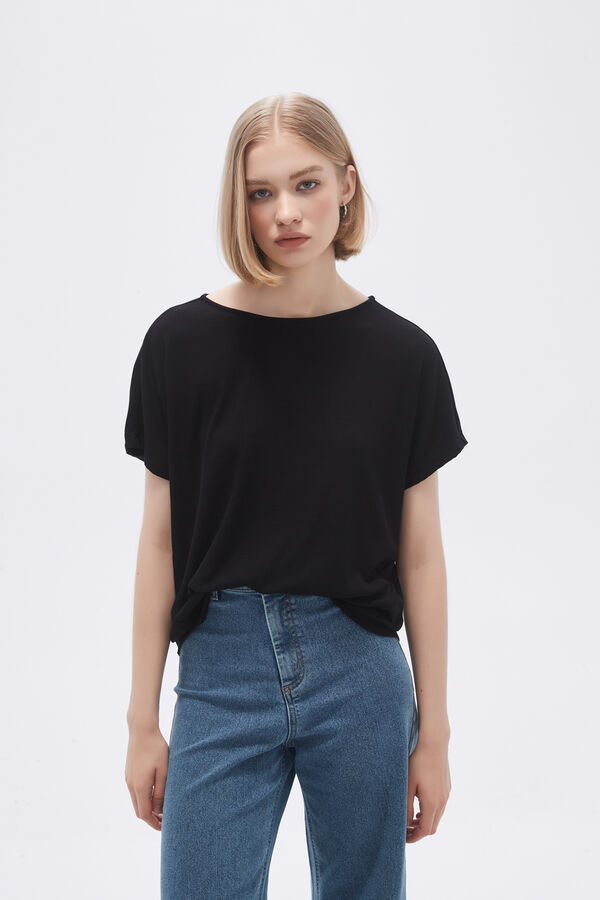 REMERA OBLAK NEGRO image number null