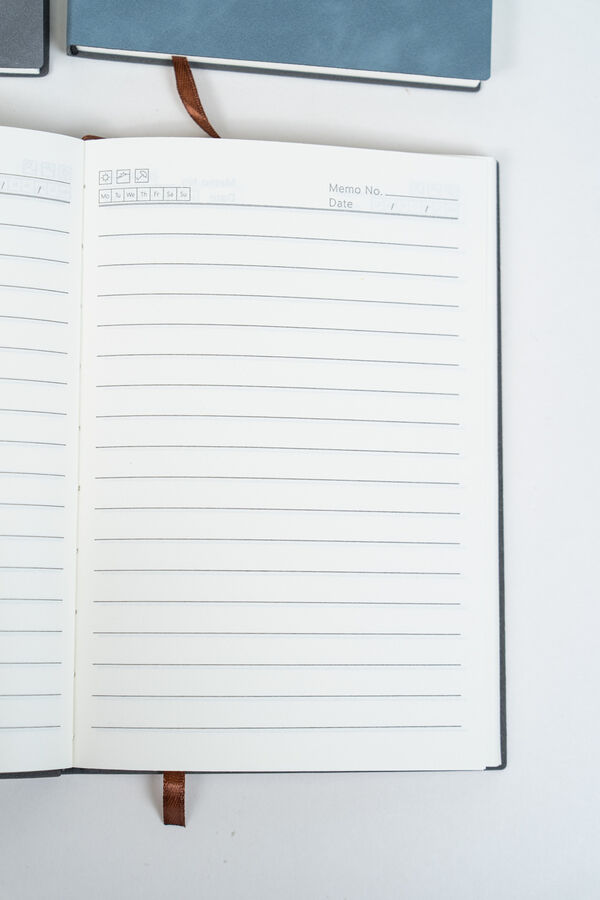 Cuaderno A5 Richi COLOR UNICO image number null