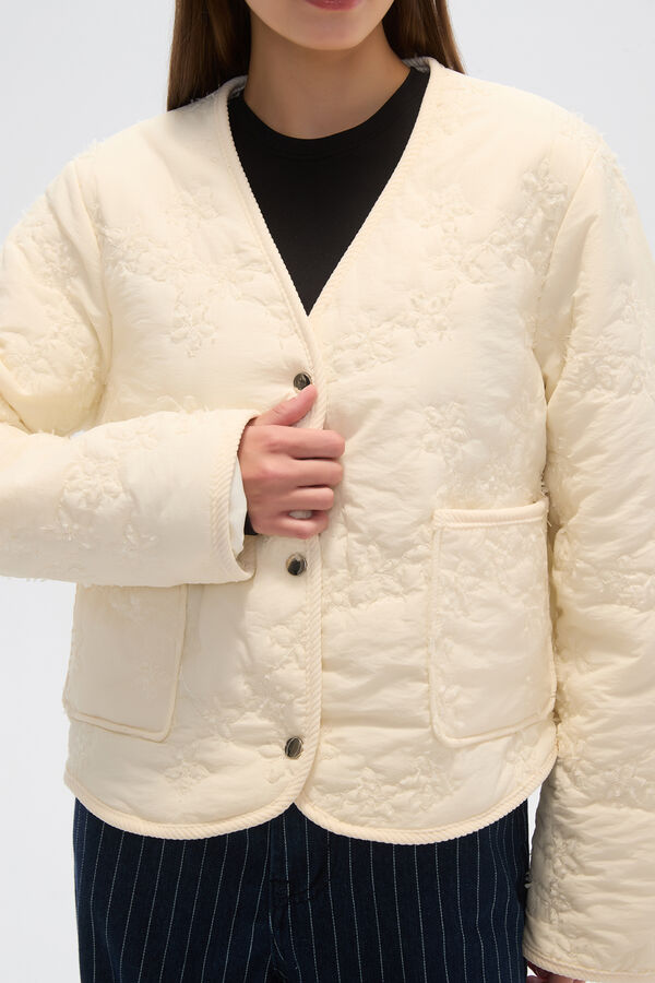 CAMPERA FLUFFY MARFIL  / OFF WHITE image number null