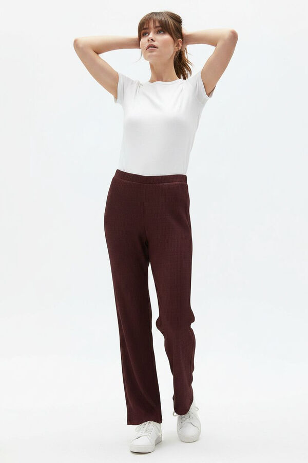 PANTALON NIVO 70607 CEREZA OSCURO image number null