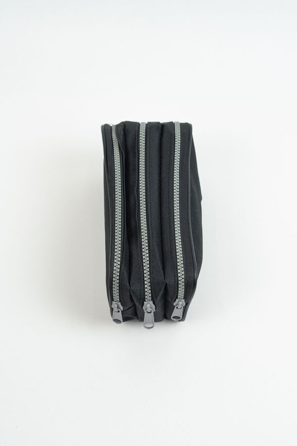 Cartuchera MARTINA NEGRO image number null