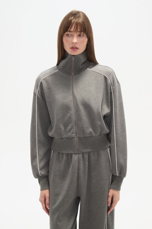 CAMPERA BEDAR GRIS MELANGE OSCURO image number null