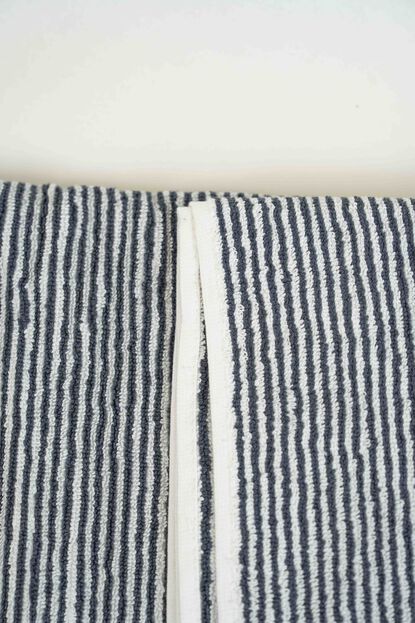 Toalla Ba&ntilde;o STRIPES, 500g. GUSTO 1 image number null