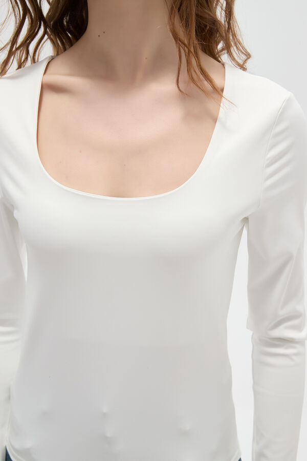TOPS JALOMA MARFIL  / OFF WHITE image number null