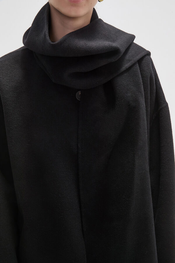 CHAQUETA LONTAN NEGRO image number null