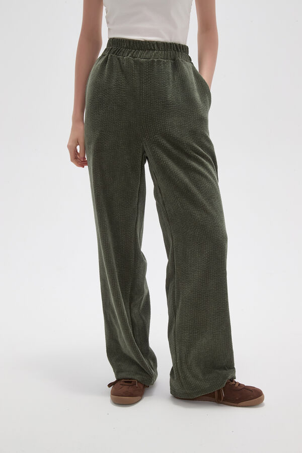 PANTALON CINDOR VERDE OLIVA image number null