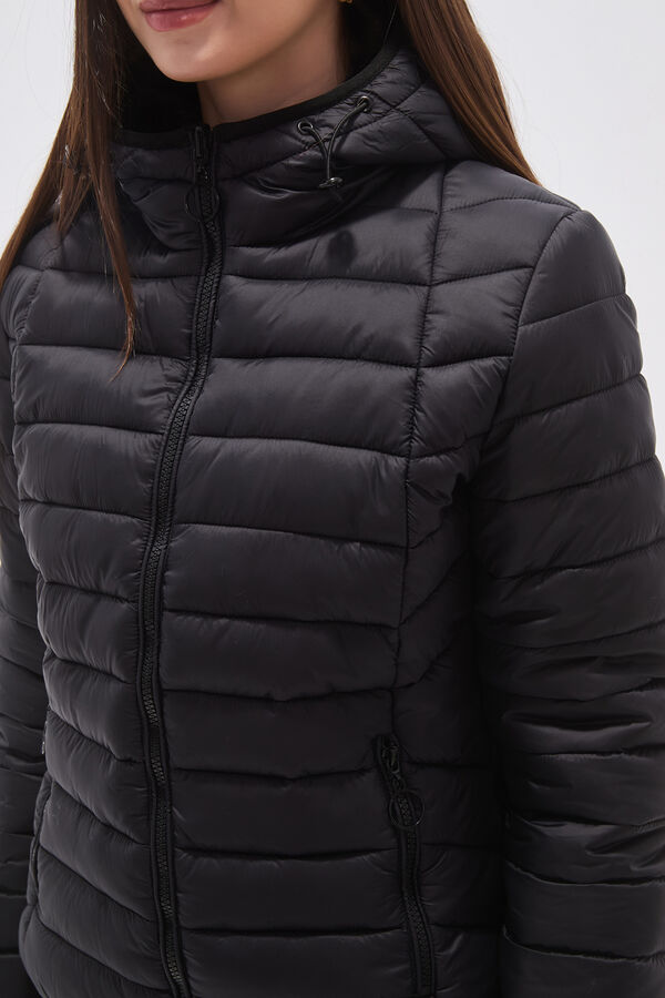 CAMPERA TALICADA NEGRO image number null