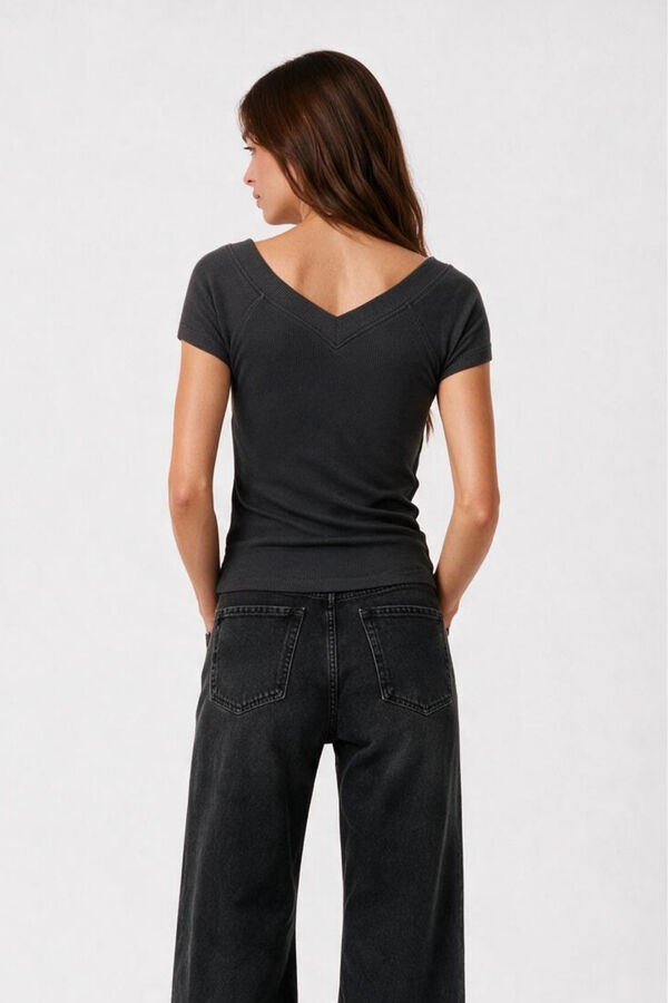 REMERA BODUSA 70607 GRIS OSCURO image number null